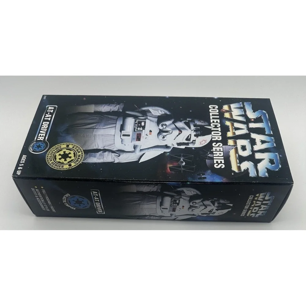 1997 KENNER STAR WARS COLLECTOR SERIES AT-AT DRIVER 12